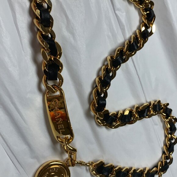Vintage Chain Belt CHANEL Gold Plated Black Leather CC Logos Coin main image 8